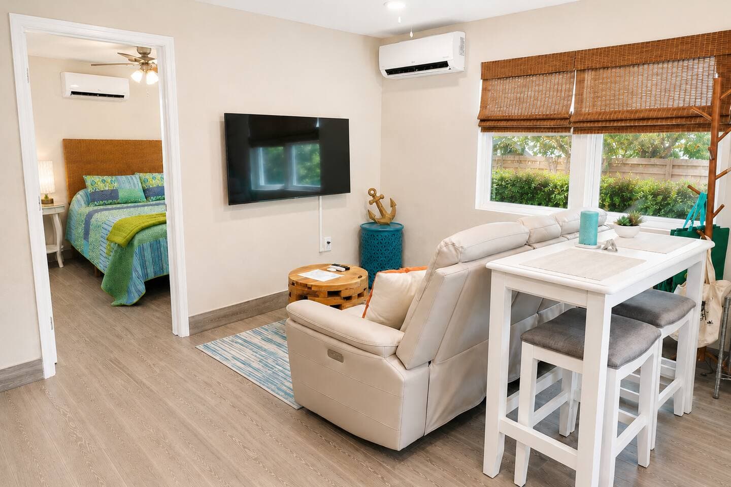 Paradise Cove Red Bungalow, Monthly Stay