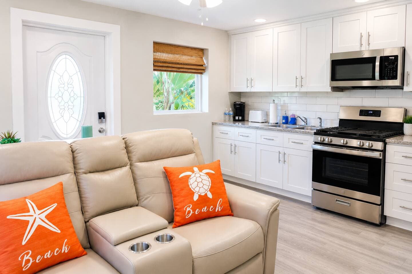 Paradise Cove Red Bungalow, Monthly Stay