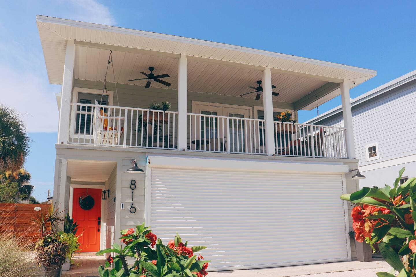 LaLa's Beach Escape, Pet Friendly, Sleeps 8 NSB
