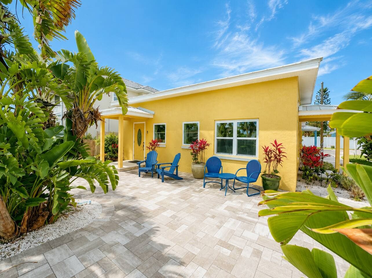 Modern Beach Bungalow — New Smyrna Beach, FL