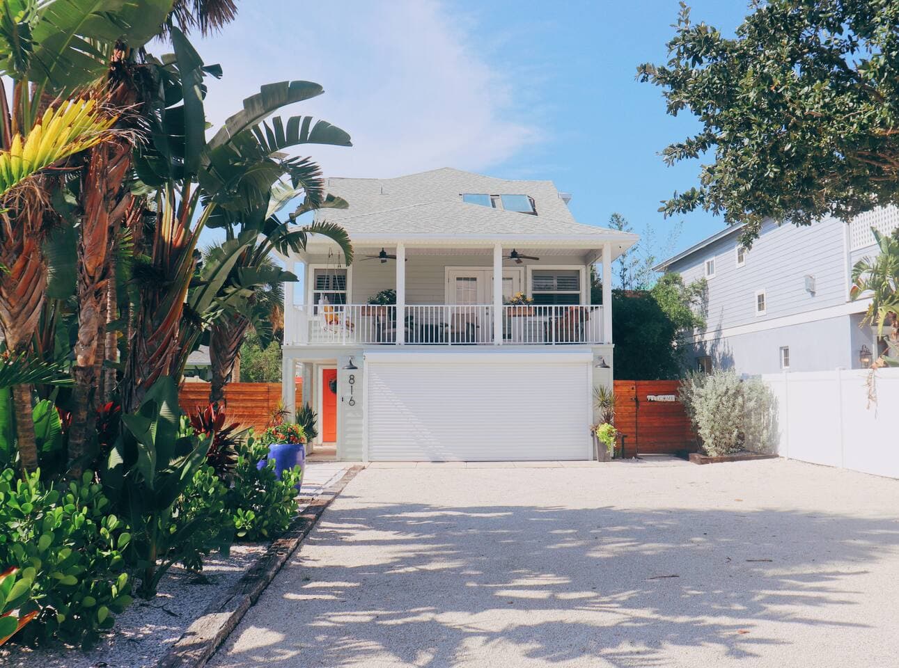 LaLa's Beachside Getaway — New Smyrna Beach